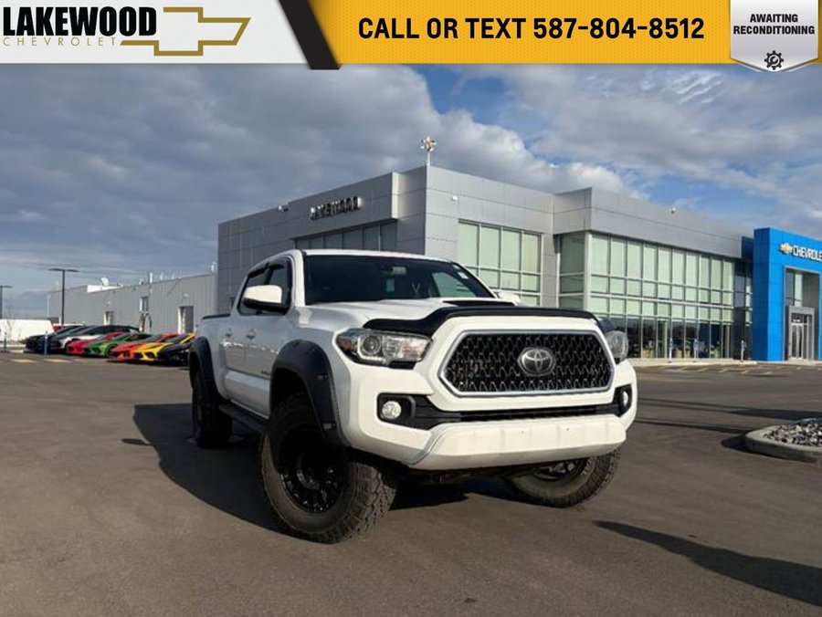 2018 Toyota Tacoma 2018 White