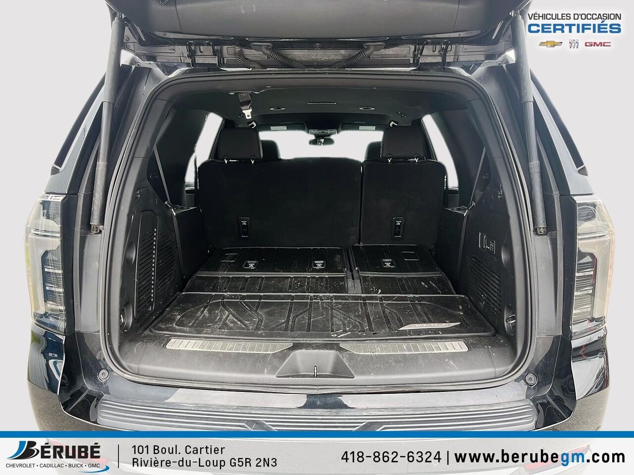 2025 CHEVROLET Tahoe 4WD Black Rivière-du-Loup - photo #5