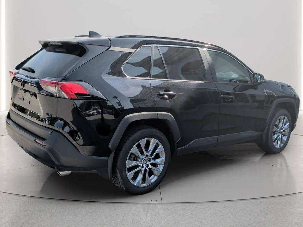 Toyota RAV4 2023 Noir Gatineau - photo #4