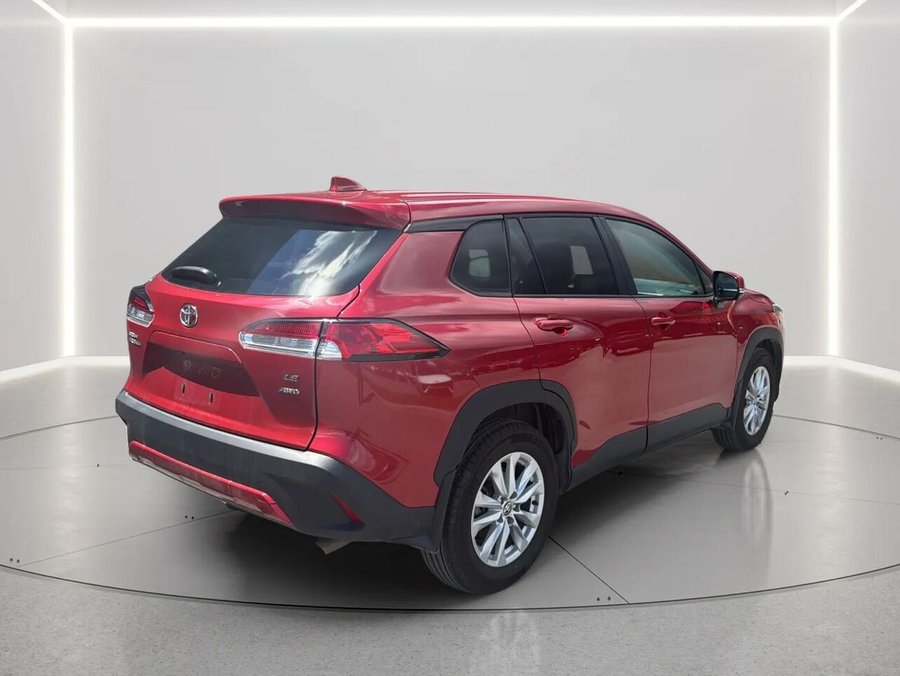 2024 TOYOTA COROLLA CROSS LE 2024 Red