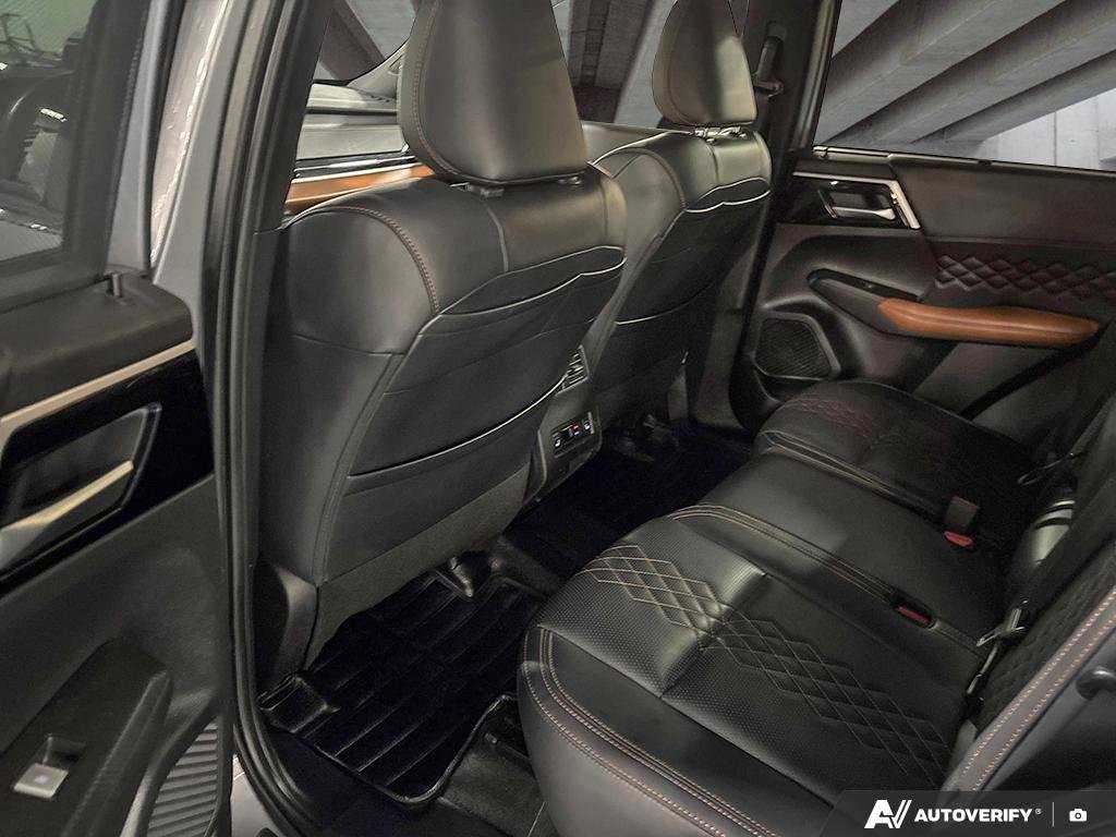 2024 Mitsubishi Outlander 2601528A | GT Premium gray Edmonton - photo #21
