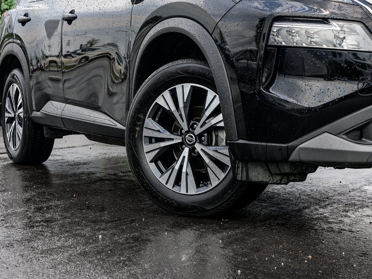 2021 Nissan Rogue AWD SV Black Sherwood Park - photo #5