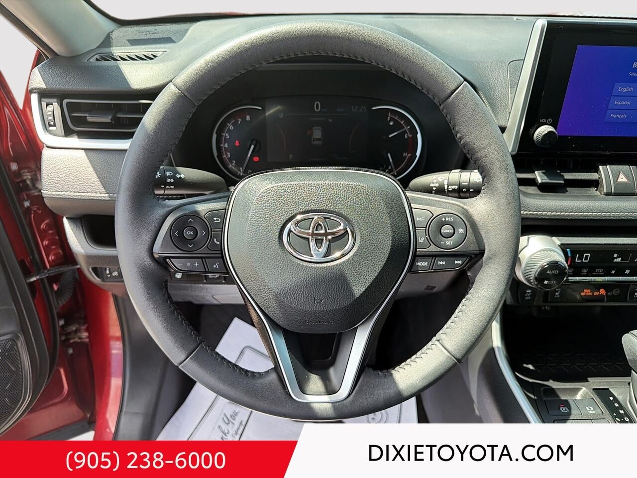 2024 Toyota RAV4 XLE AWD / CLEAN CARFAX / HEATED SEATS / MOONROOF / ALLOY WHEELS / CARPLAY AND ANDROID AUTO Red Mississauga - photo #11