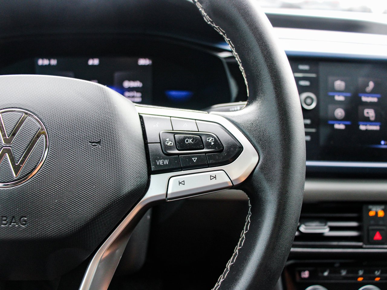 2022 Volkswagen Taos Comfortline 4MOTION Blue Sherwood Park - photo #20