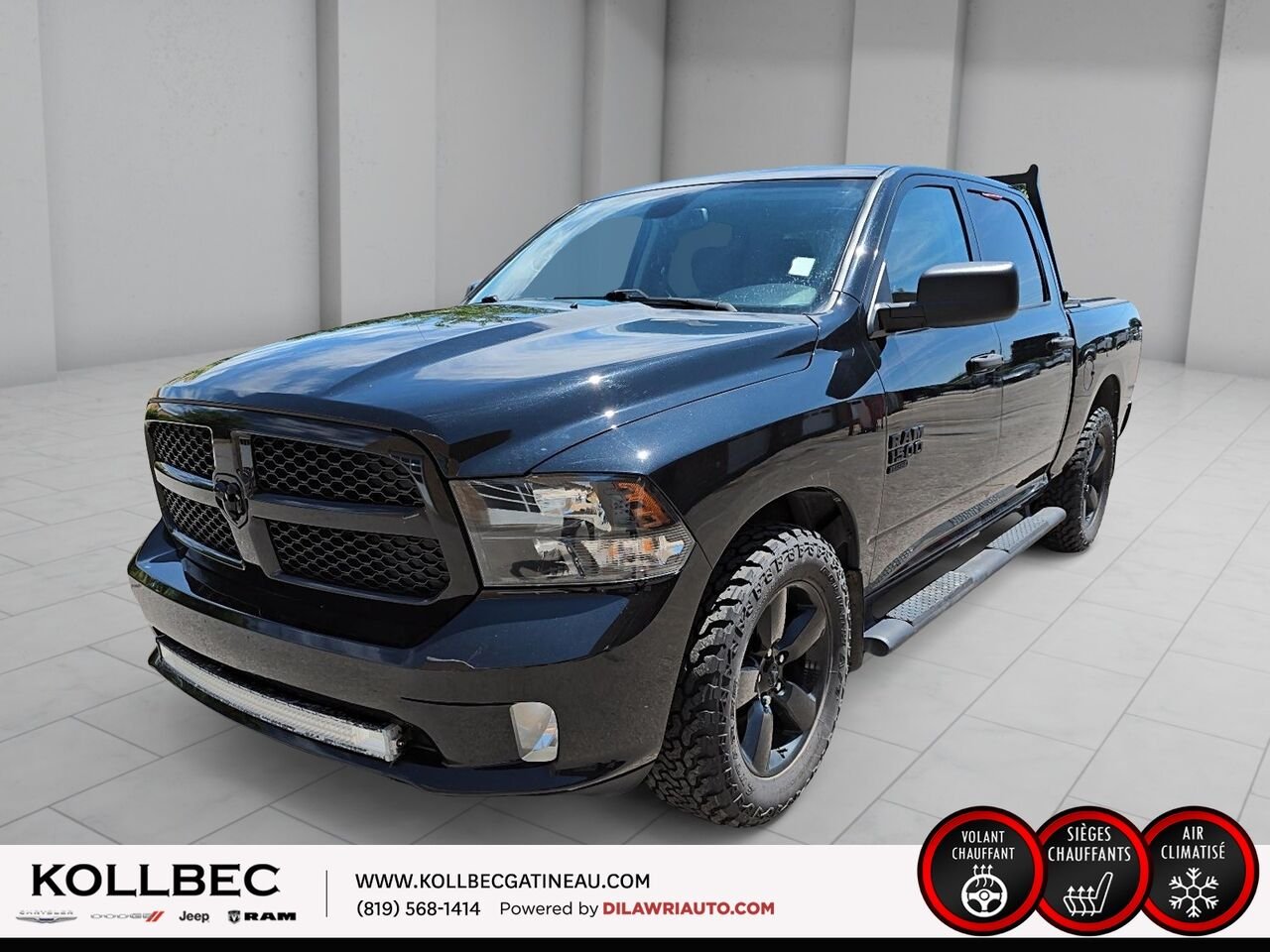 RAM 1500 CLASSIC Express Night Edition Crewcab 4x4 2023 Noir Ottawa & Gatineau - photo #0