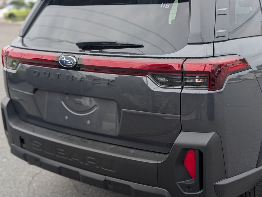 Subaru Outback Touring AWD 2026 Gris magnétite métallisé