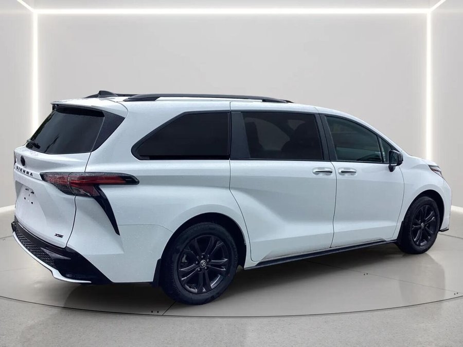 2026 Toyota Sienna 2026 White