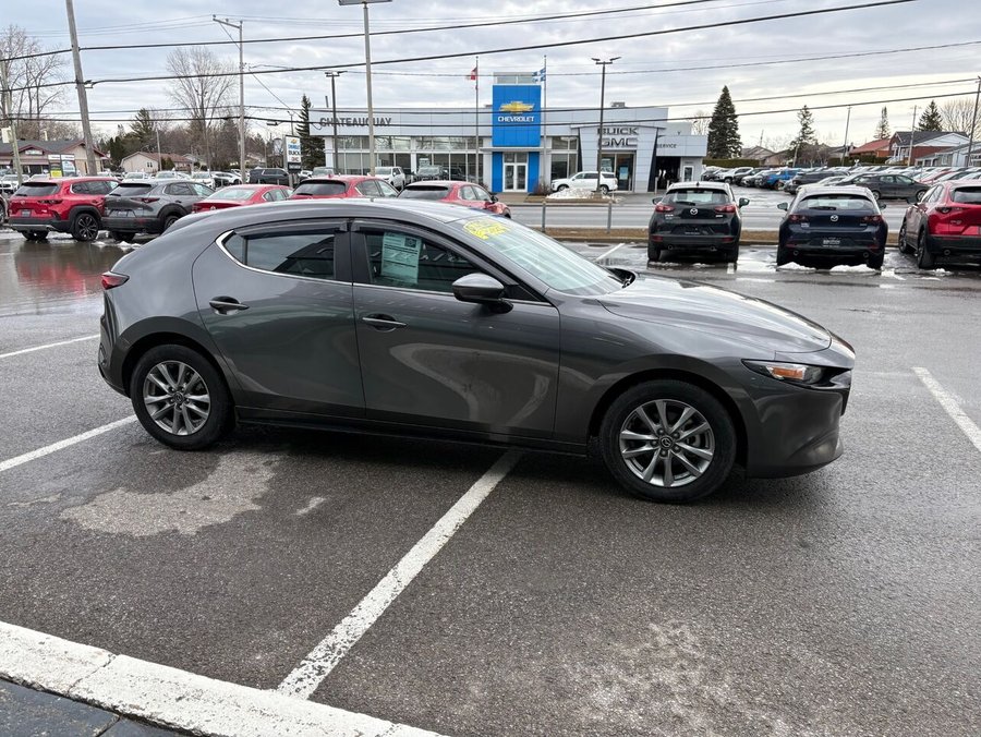 MAZDA MAZDA3 SPORT 2023 2023 Gris