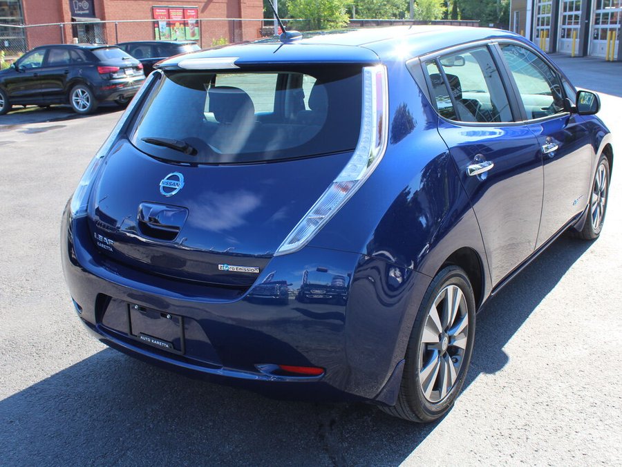 2016 Nissan LEAF 2016 Blue