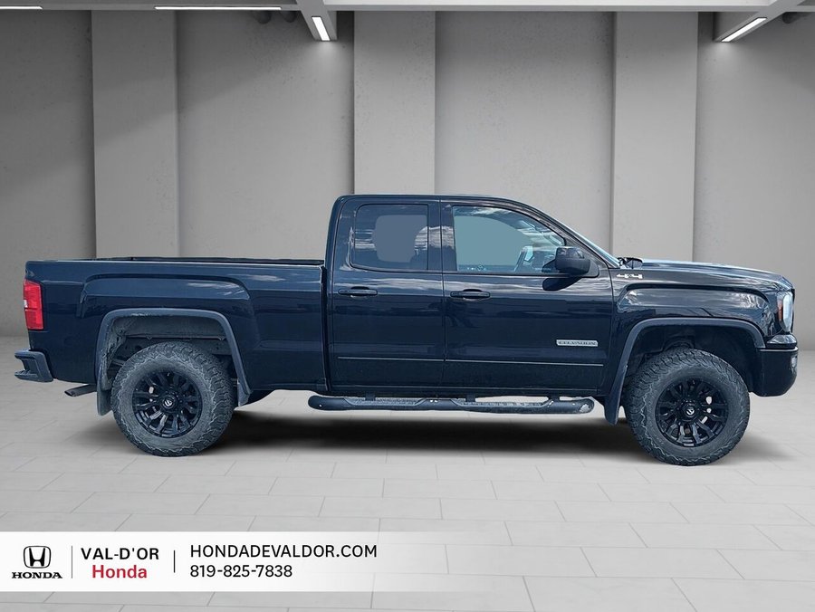 GMC Sierra 1500 Cabine double 4RM 143,5 po 2018 2018 Noir