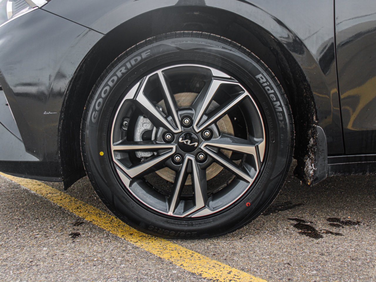 2024 Kia Forte EX IVT Black Sherwood Park - photo #11