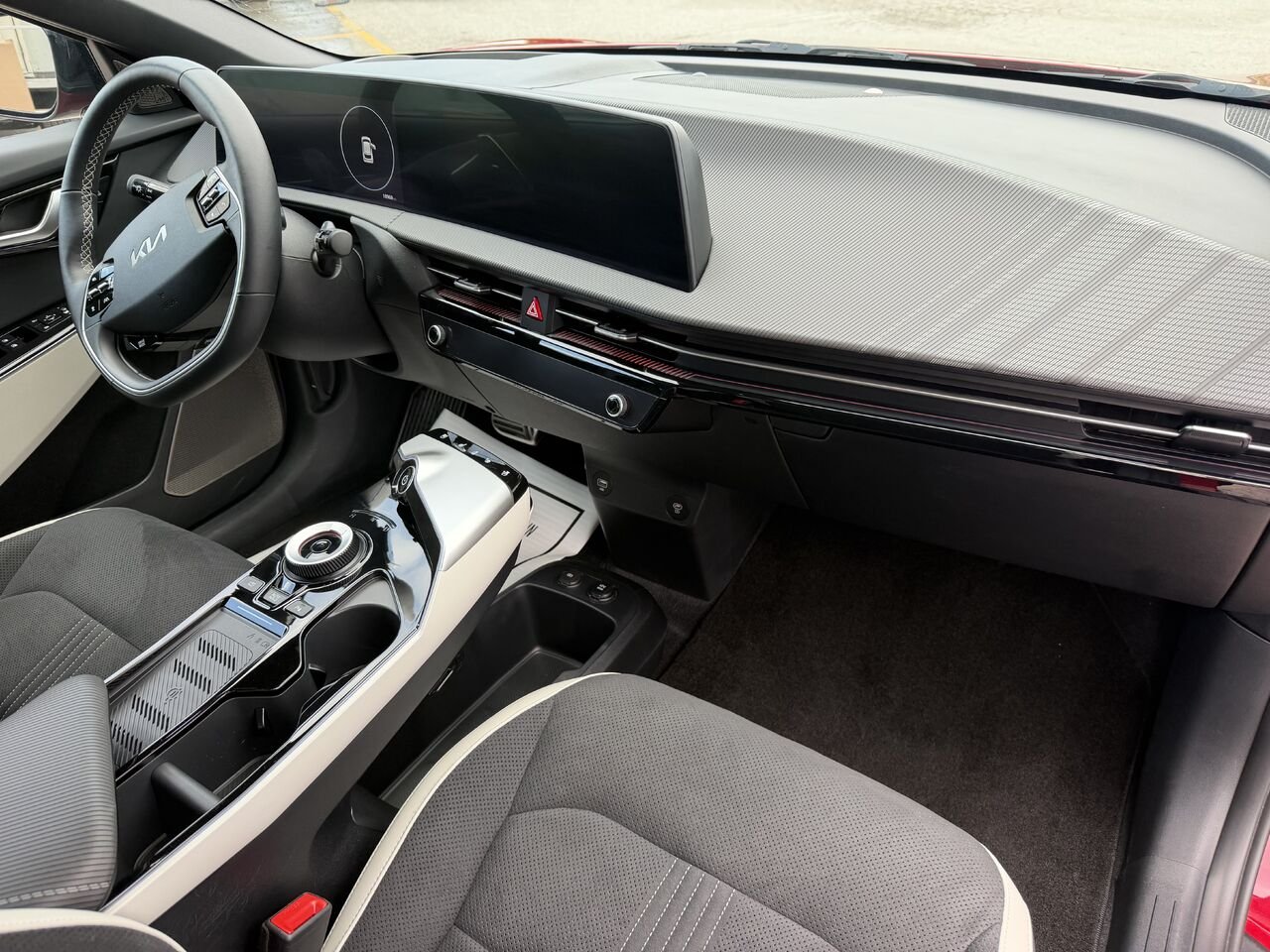 2024 Kia EV6 GT-Line AWD Red Laval - photo #20