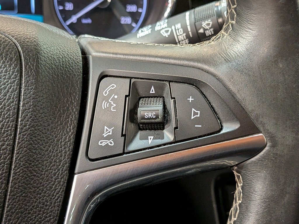 2017 Buick Encore FWD 4dr Sport Touring Silver Val-David - photo #15