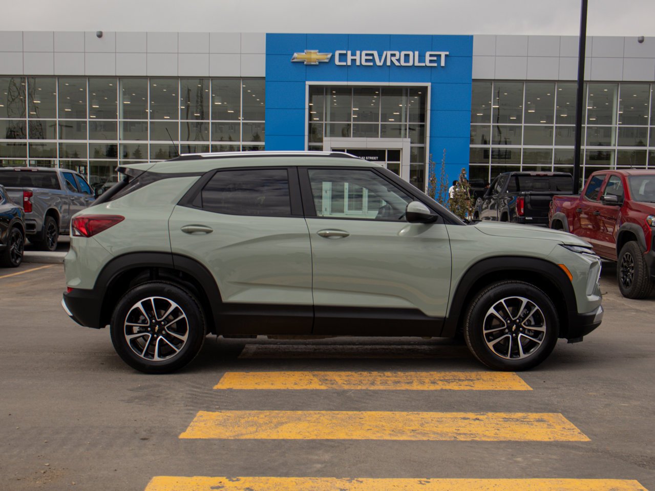 2026 Chevrolet Trailblazer AWD 4dr LT Green Sherwood Park - photo #11