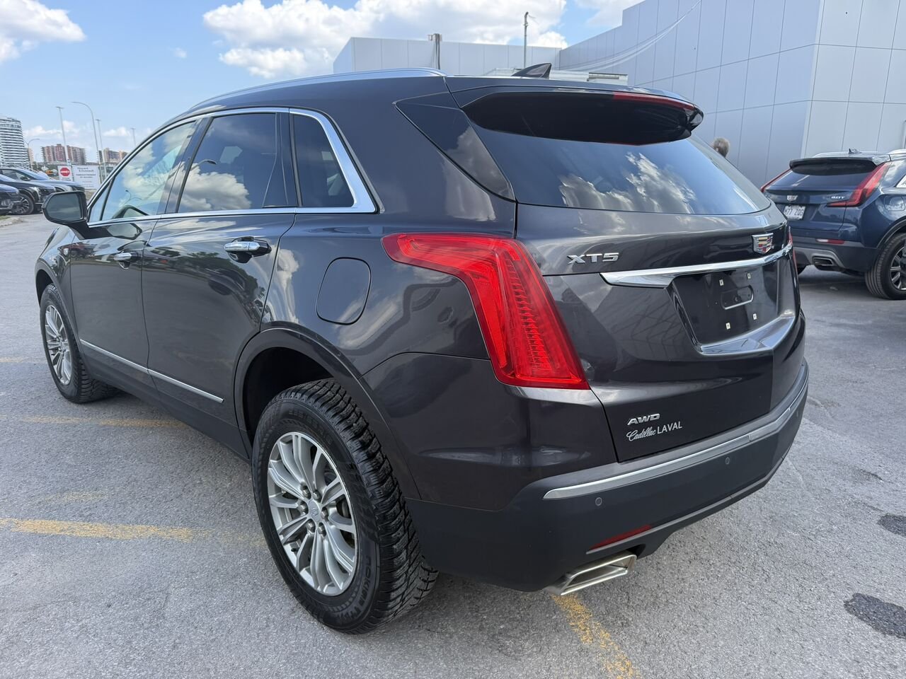 2017 Cadillac XT5 LUXURY AWD V6 3.6 Grey Laval - photo #17
