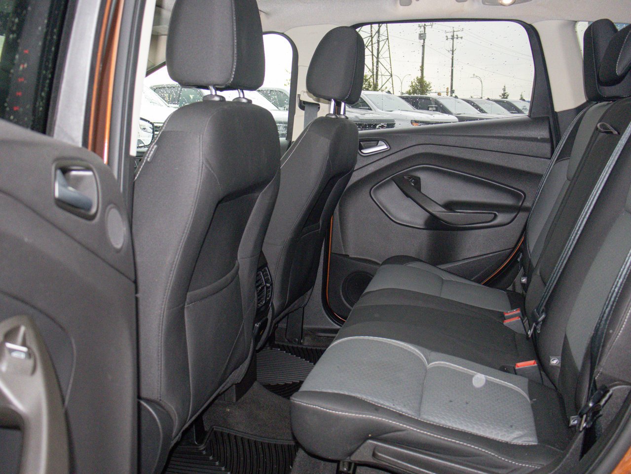 2017 Ford Escape FWD 4dr SE Beige Sherwood Park - photo #32