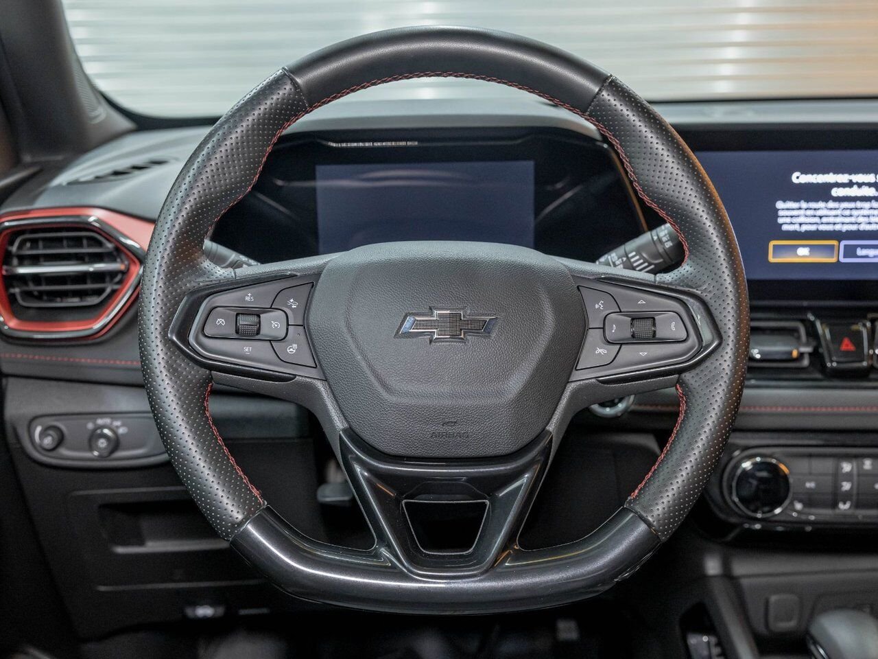 2024 Chevrolet Trailblazer RS AWD *SIÈGES CHAUFF* CARPLAY BLUETOOTH WIFI USB Black Saint-Jérôme - photo #11