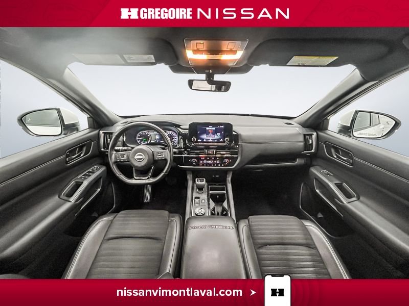 Nissan Pathfinder 2025 Blanc Laval - photo #22