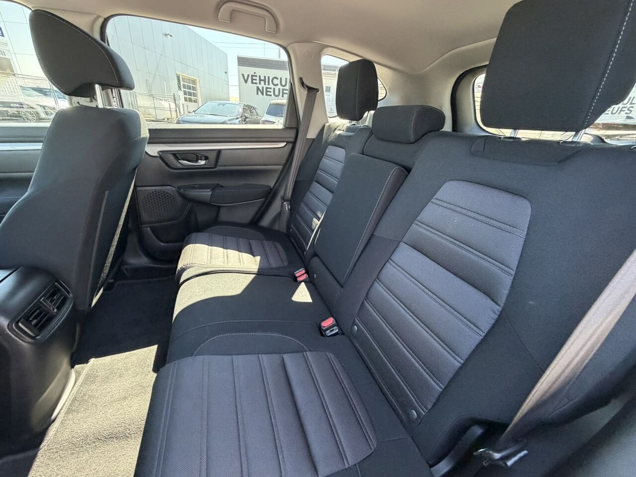 2019 Honda CR-V LX Black Laval - photo #14