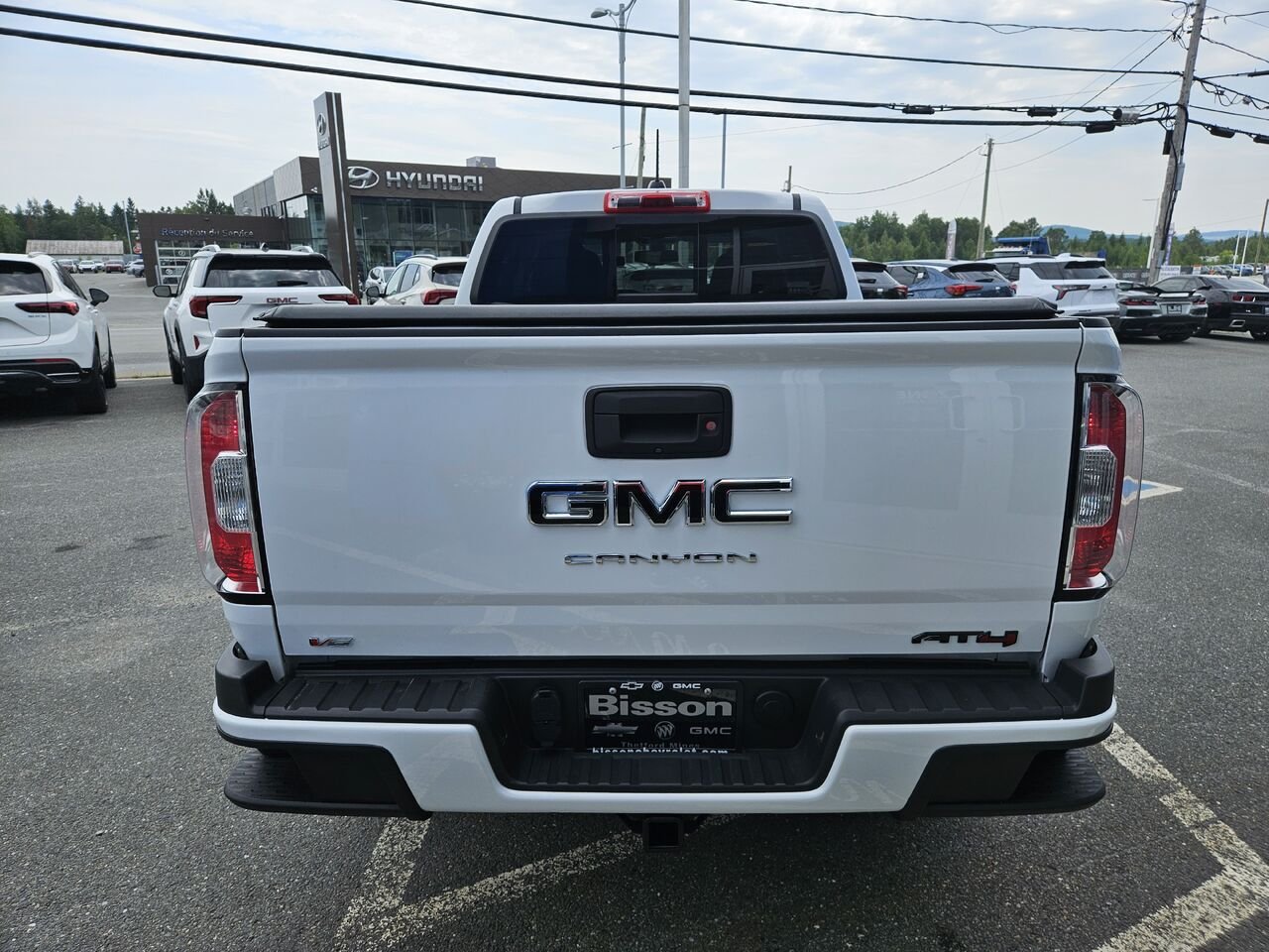 GMC Canyon AT4 cabine multiplace 4RM 141 po avec tissu 2022 Blanc Thetford Mines - photo #3