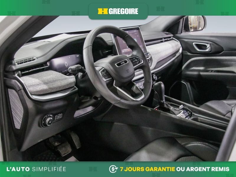 Jeep Compass 2025 Blanc Laval - photo #8