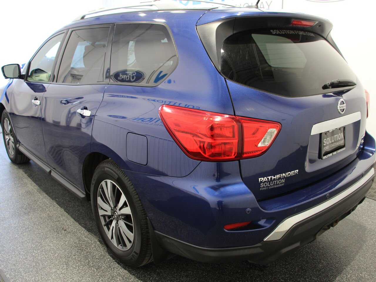 2017 Nissan Pathfinder Blue Châteauguay - photo #3
