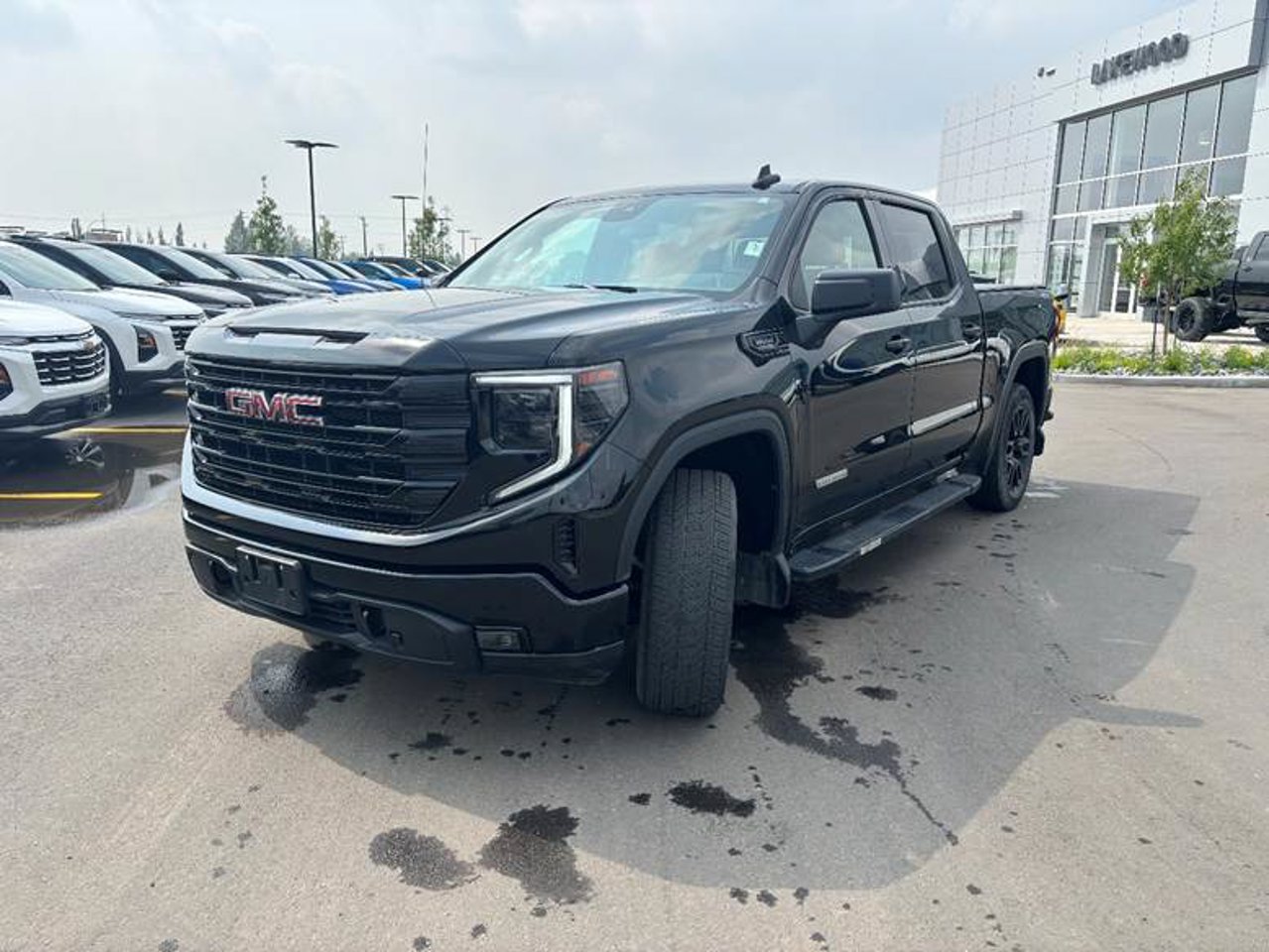 2024 GMC Sierra 1500 4WD Crew Cab 147 Elevation Black Sherwood Park - photo #2