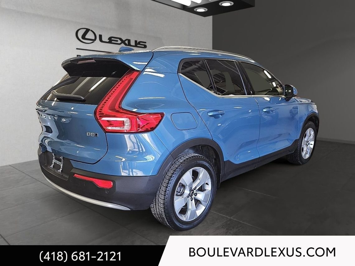 2024 Volvo XC40 Blue Quebec - photo #23