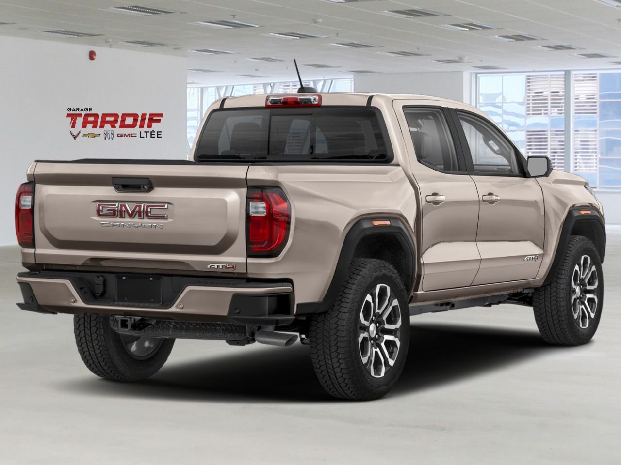 GMC Canyon AT4X cabine multiplace 4RM 2026 Dune littorale Amos - photo #1