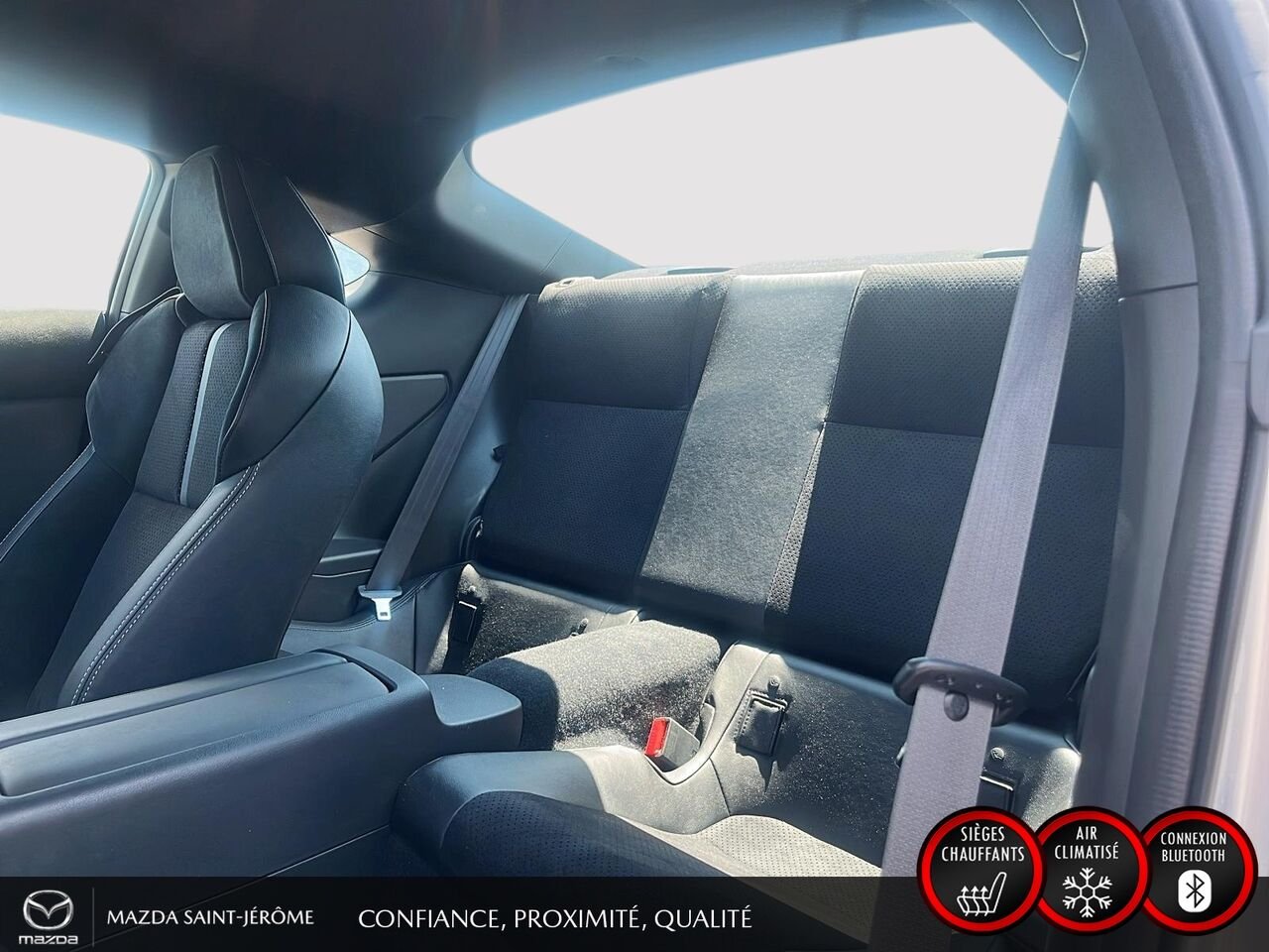 2025 Toyota GR86 Premium | AUTOMATIQUE | CLEAN CARFAX | Grey Saint-Jérôme - photo #20
