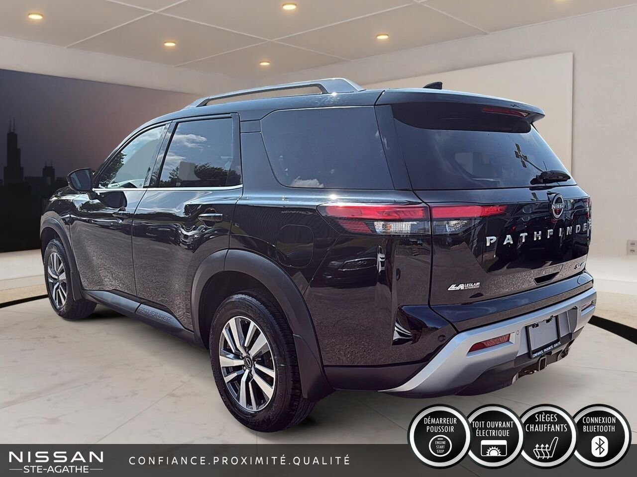 Nissan Pathfinder 2024 Noir Ste-Agathe des Monts - photo #4