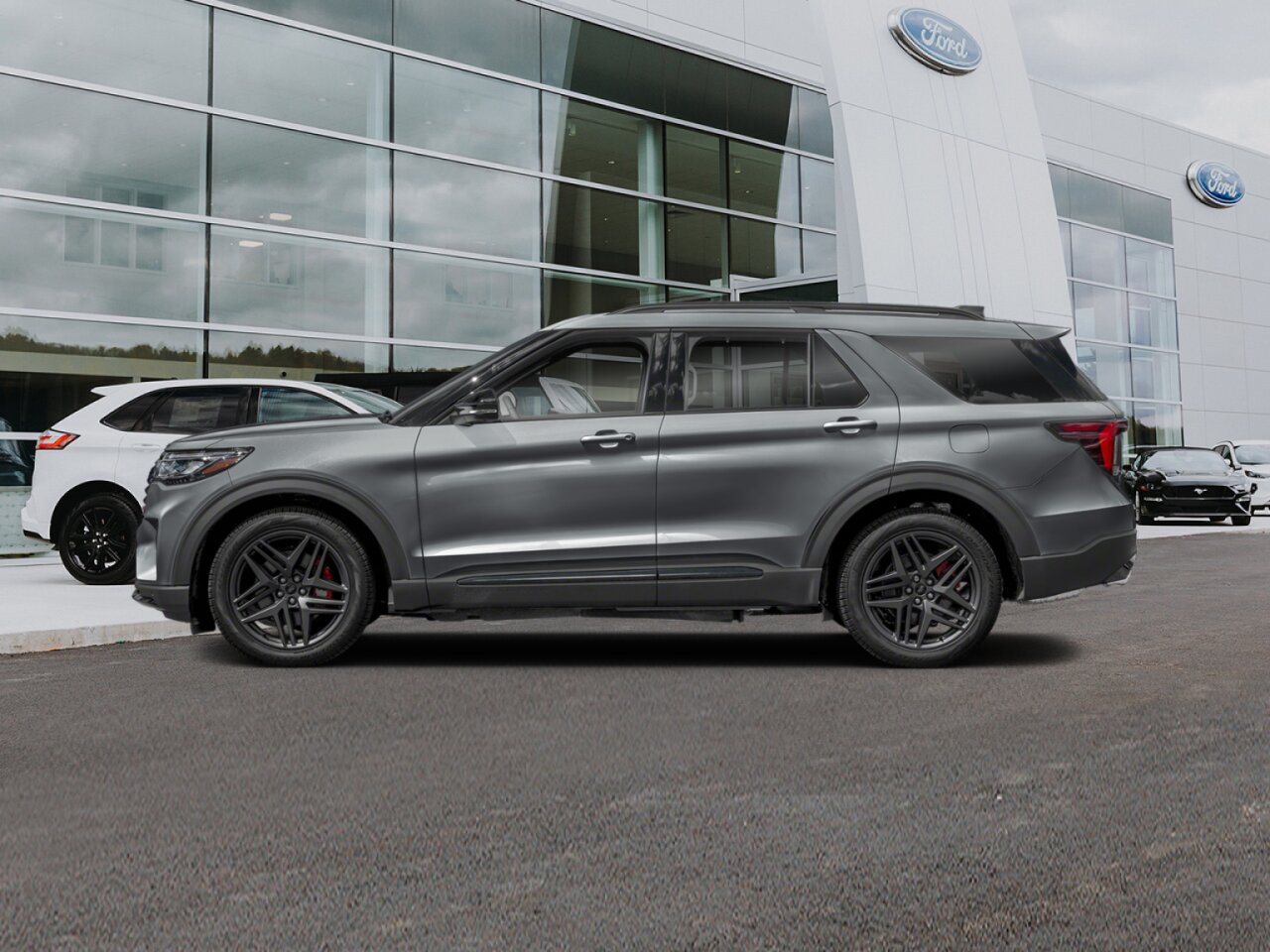 2026 Ford Explorer Carbonized Grey Metallic Saint-Eustache - photo #2