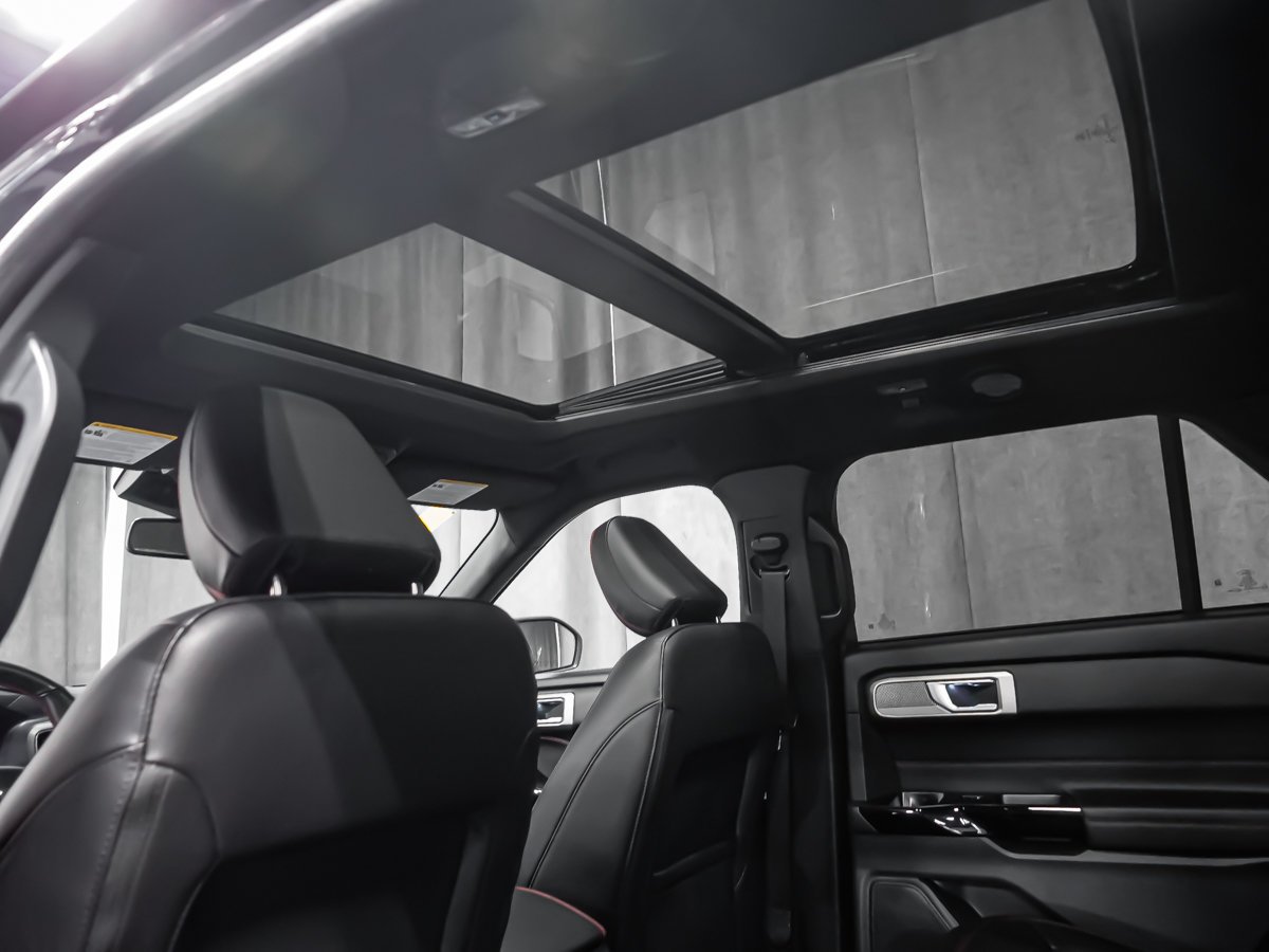 Ford Explorer ST-LINE TOIT OUVRANT VOLANT CHAUFFANT 2023 gray Montréal - photo #19