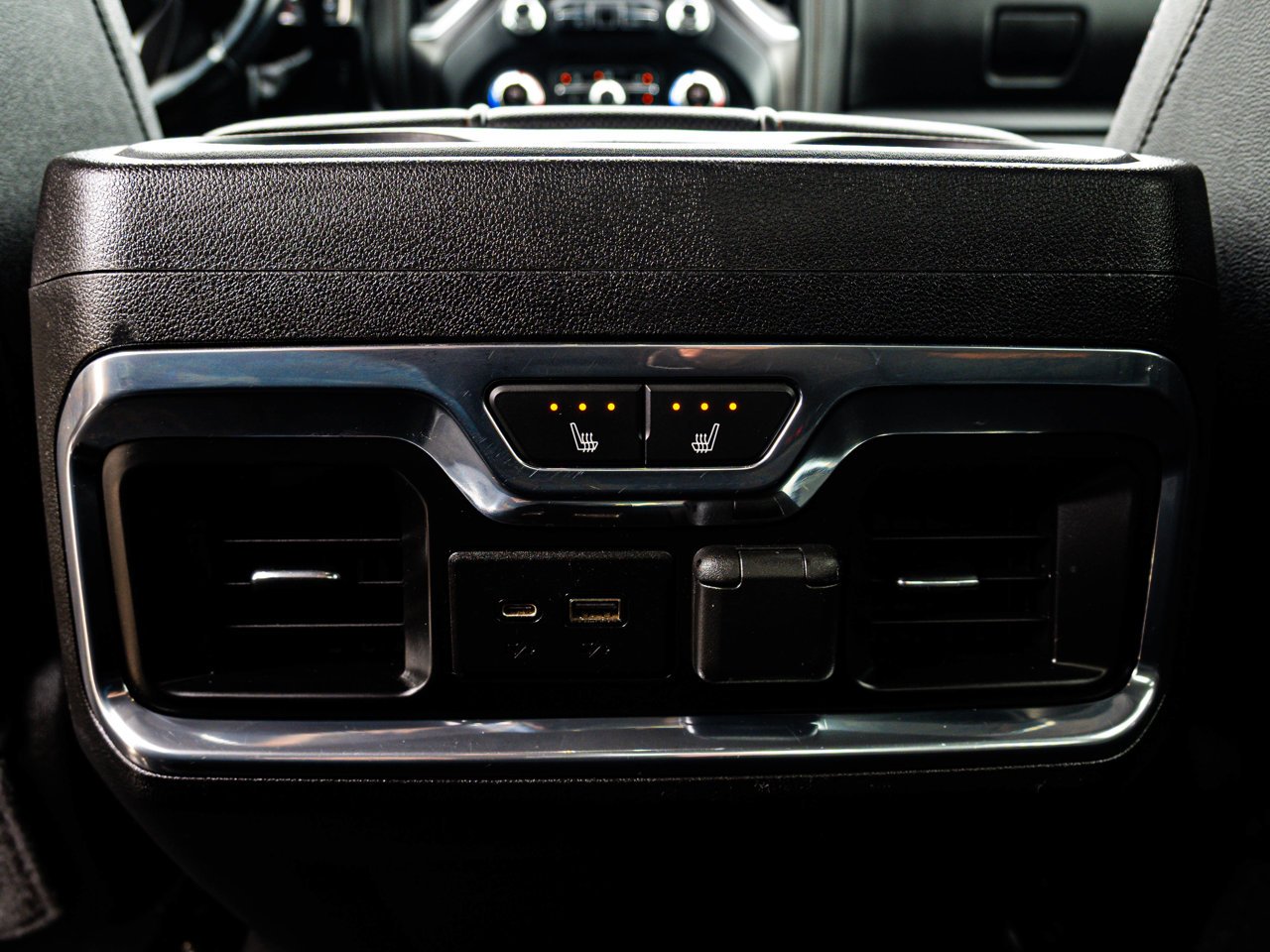 2019 GMC Sierra 1500 4WD Crew Cab 147 AT4 Blue Sherwood Park - photo #31