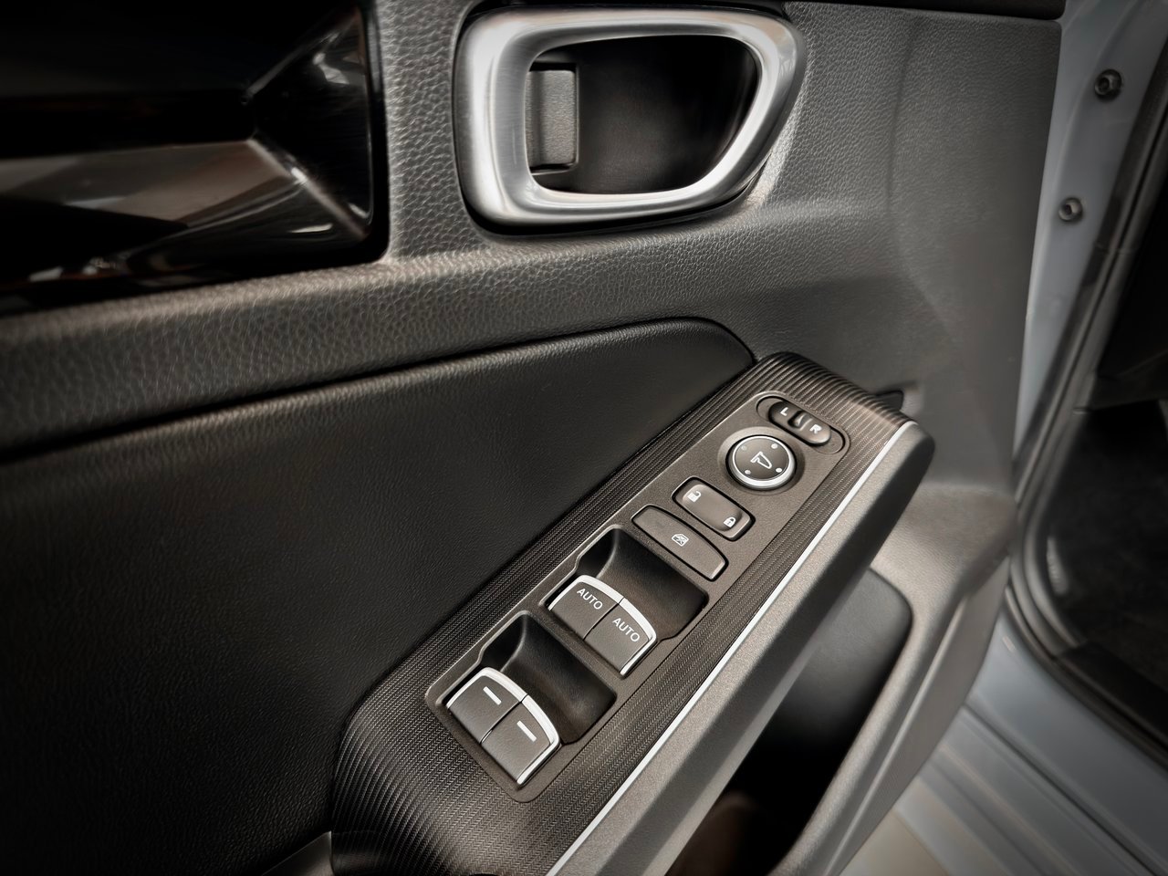 2022 Honda Civic Sedan Silver Notre-Dame-des-Prairies - photo #23