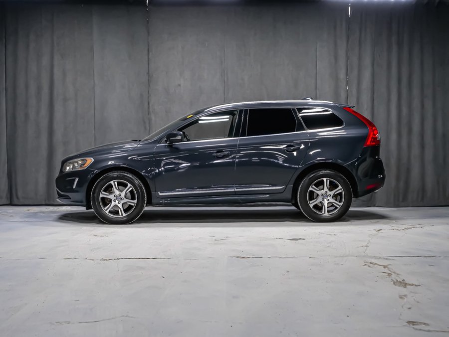 2015 Volvo XC60 T6 AWD PREMIER PLUS VOLANT CHAUFFANT CAPTEUR ANGLE MORT TOIT OUVRANT Grey