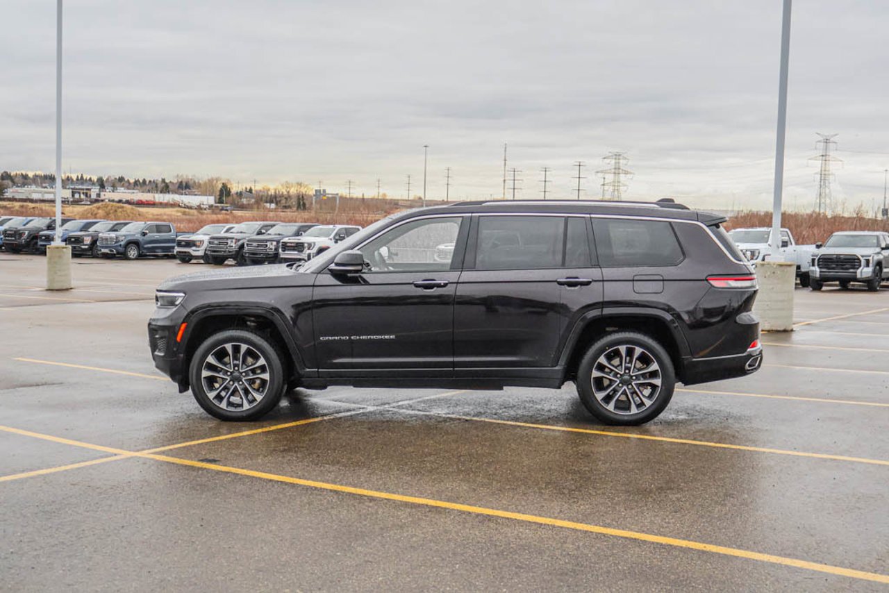2022 Jeep Grand Cherokee L Overland 4x4 Ember Pearl Sherwood Park - photo #4