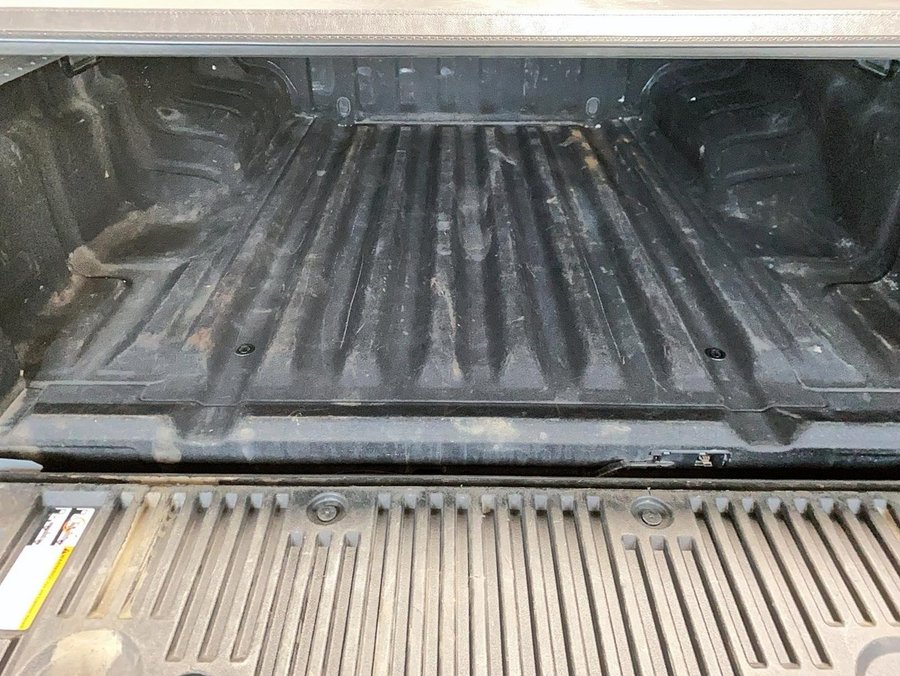 Nissan Frontier 2025 2025 Gris
