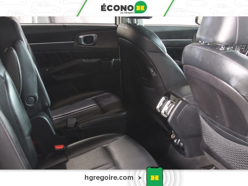 2022 Kia Sorento White Laval - photo #26