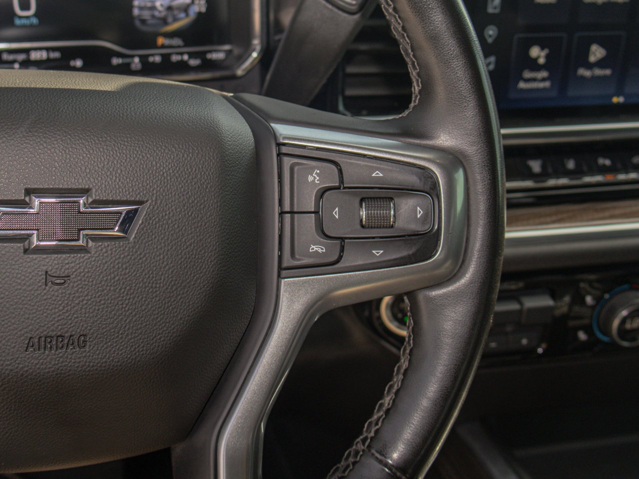 2024 Chevrolet Silverado 2500HD 4WD Crew Cab 159 LT Grey Sherwood Park - photo #24