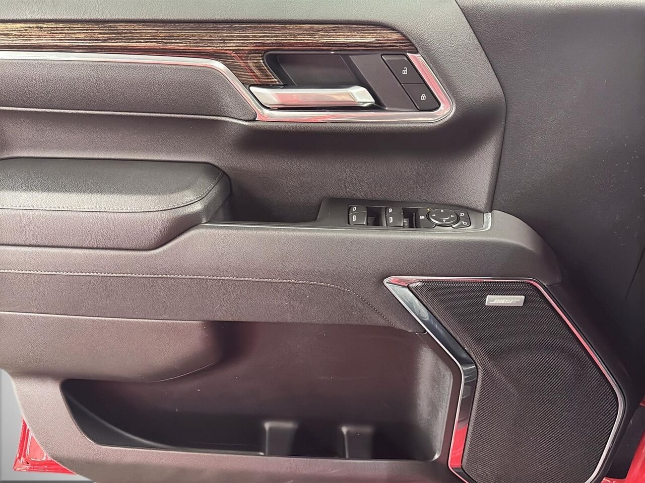 GMC Sierra 1500 Elevation cabine multiplace 4RM 157 po 2026 ROUGE CARDINAL Saint-Hyacinthe - photo #10