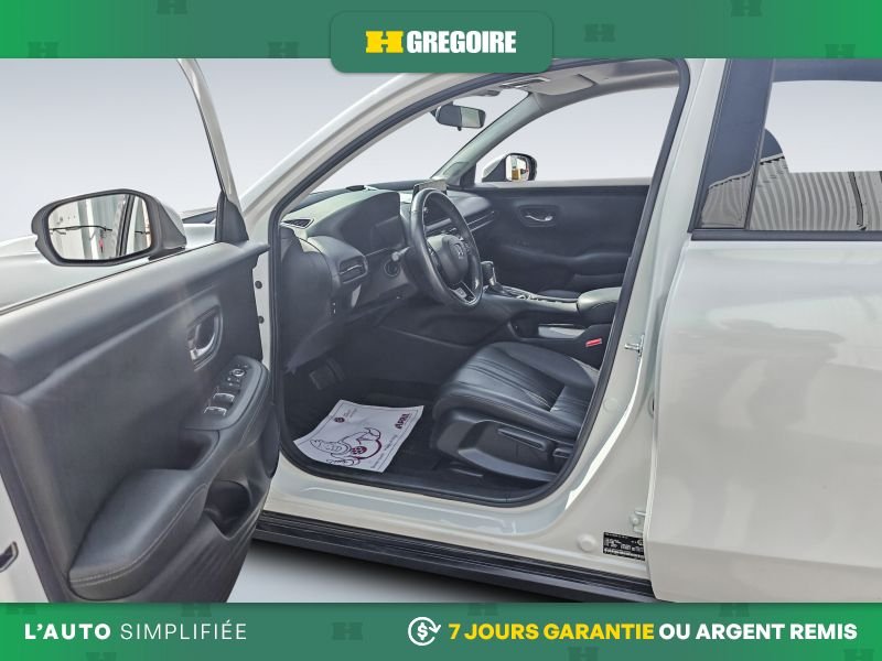 2024 Honda HR-V White Saint-Eustache - photo #11
