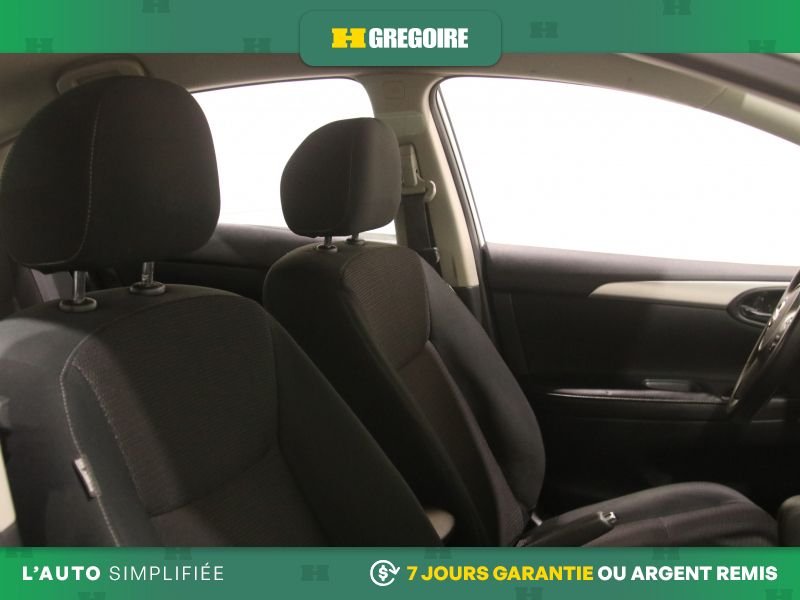 Nissan Sentra 2019 Blanc Blainville - photo #27