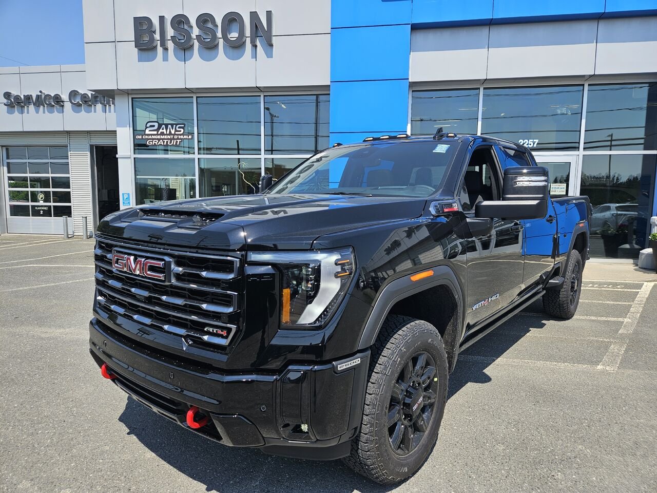 GMC Sierra 2500HD AT4 cabine multiplace 4RM 159 po 2026 Noir onyx Thetford Mines - photo #0