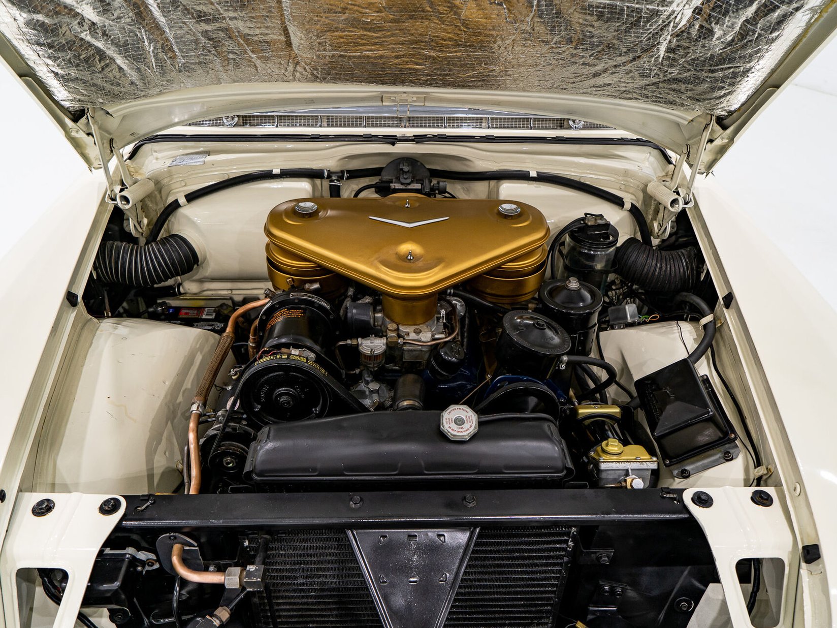 1956 Cadillac Eldorado Seville With Factory A/C | PRIX EN USD White Montreal - photo #17