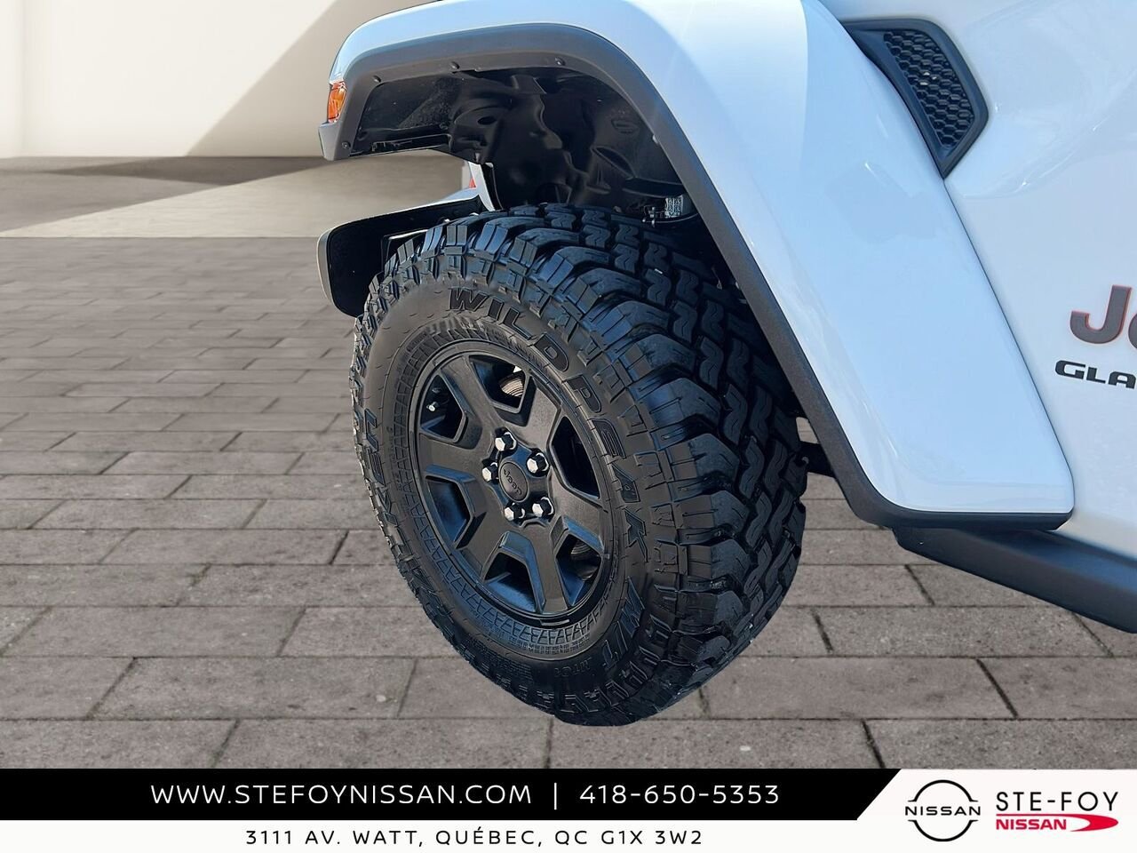2023 Jeep Gladiator MOJAVE CREW CAB White Ste-Foy - photo #6