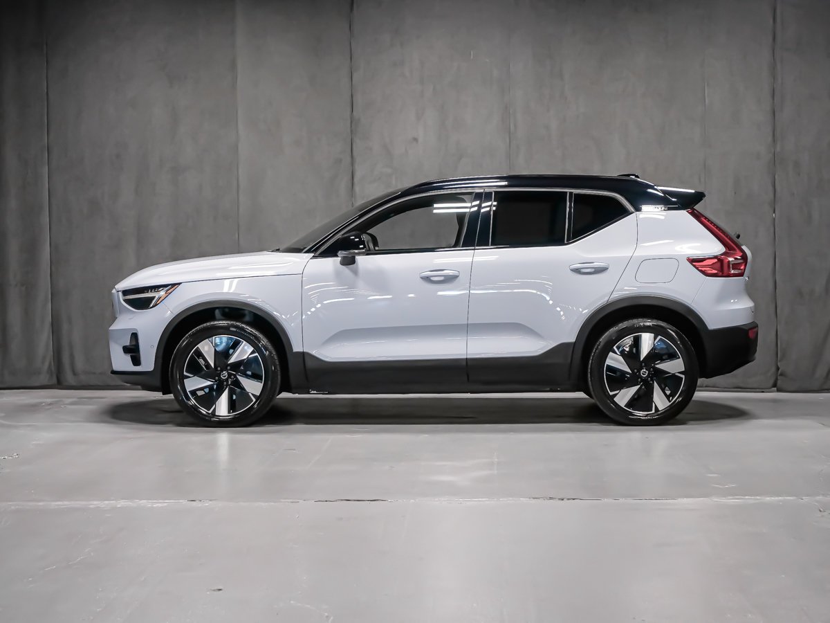 2024 Volvo XC40 Recharge Pure Electric PLUS CLIMATE Blue Montreal - photo #4