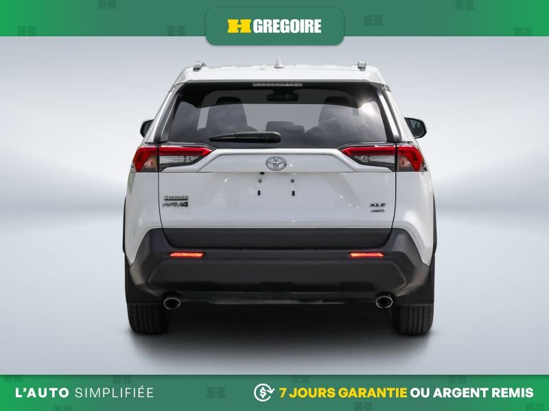 2022 Toyota Rav 4 White Laval - photo #7