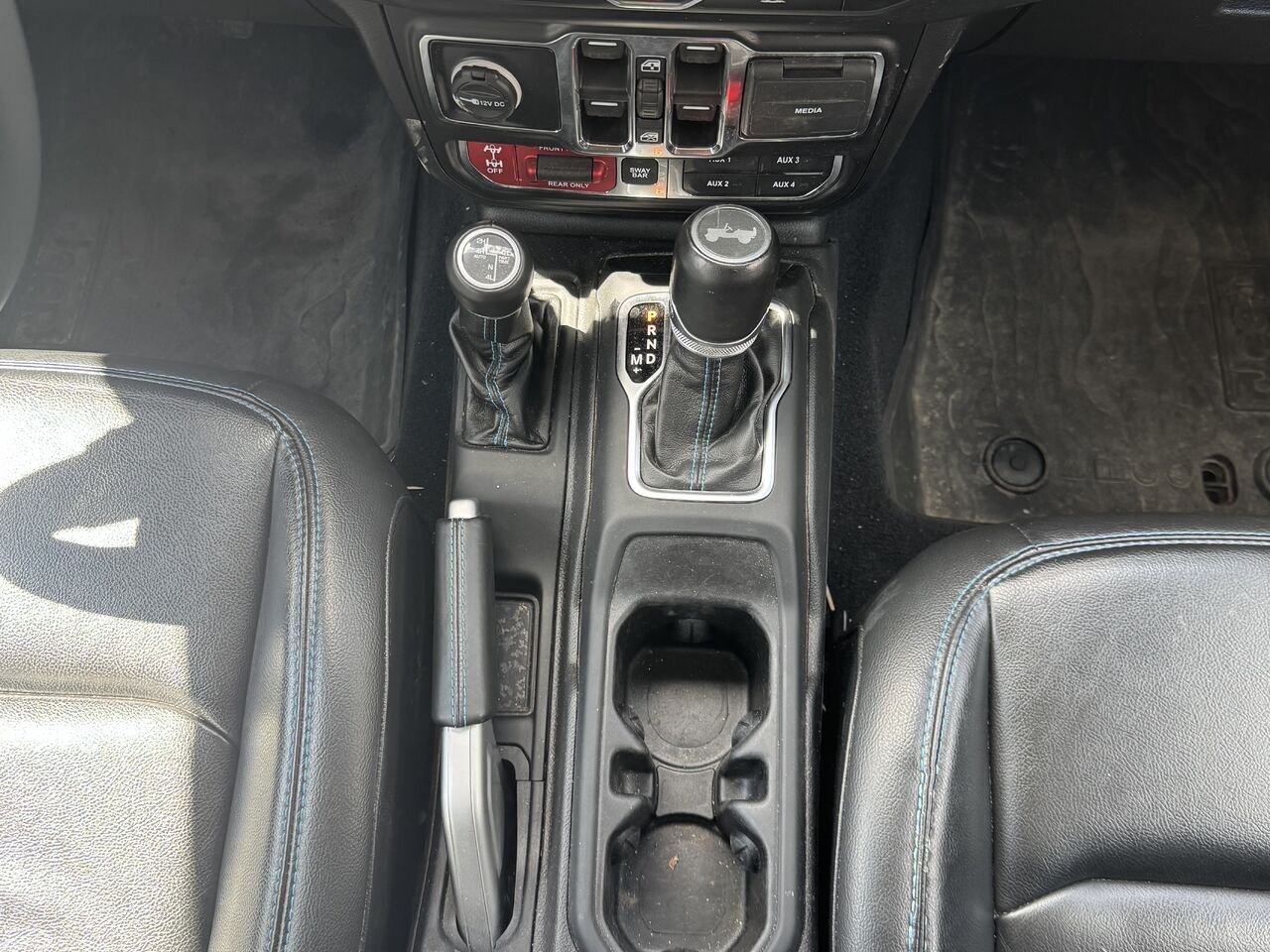 2022 Jeep Wrangler 4xe RUBICON Silver Granby - photo #22