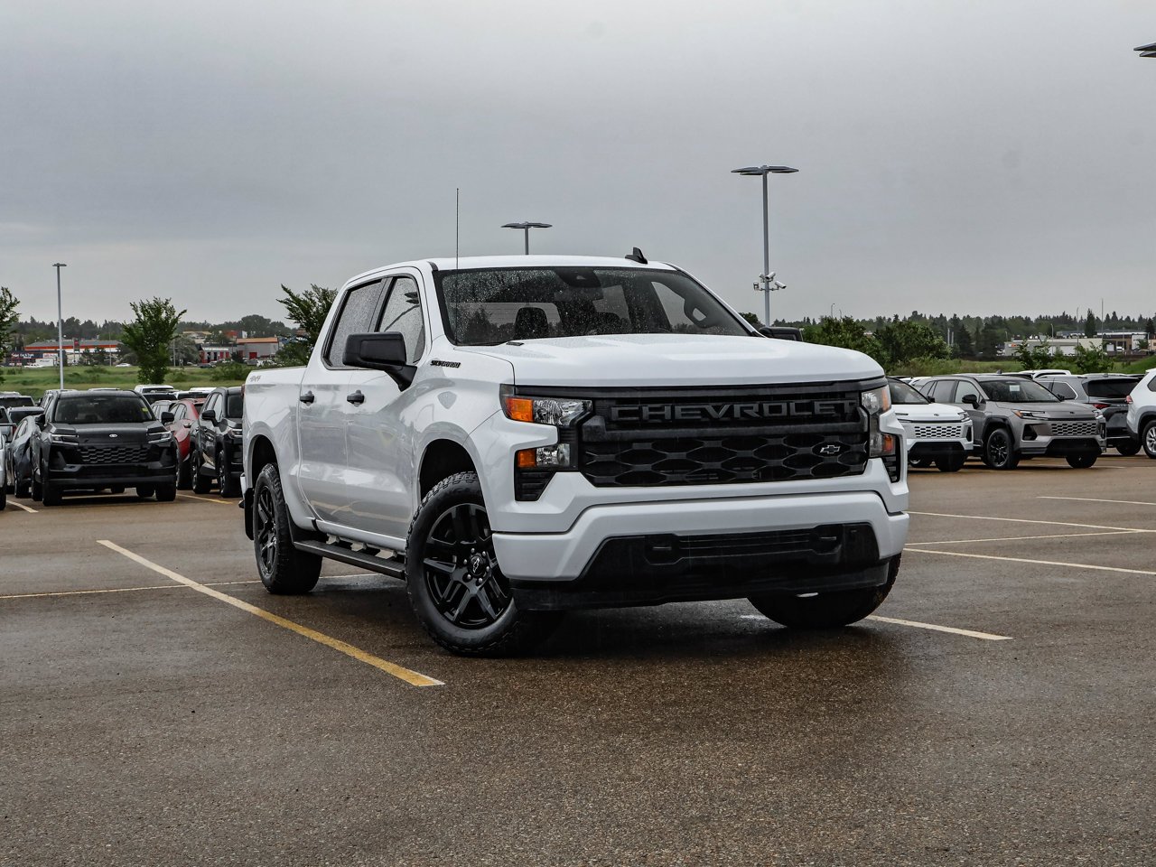 2025 Chevrolet Silverado 1500 4WD Crew Cab 147 Custom White Sherwood Park - photo #1